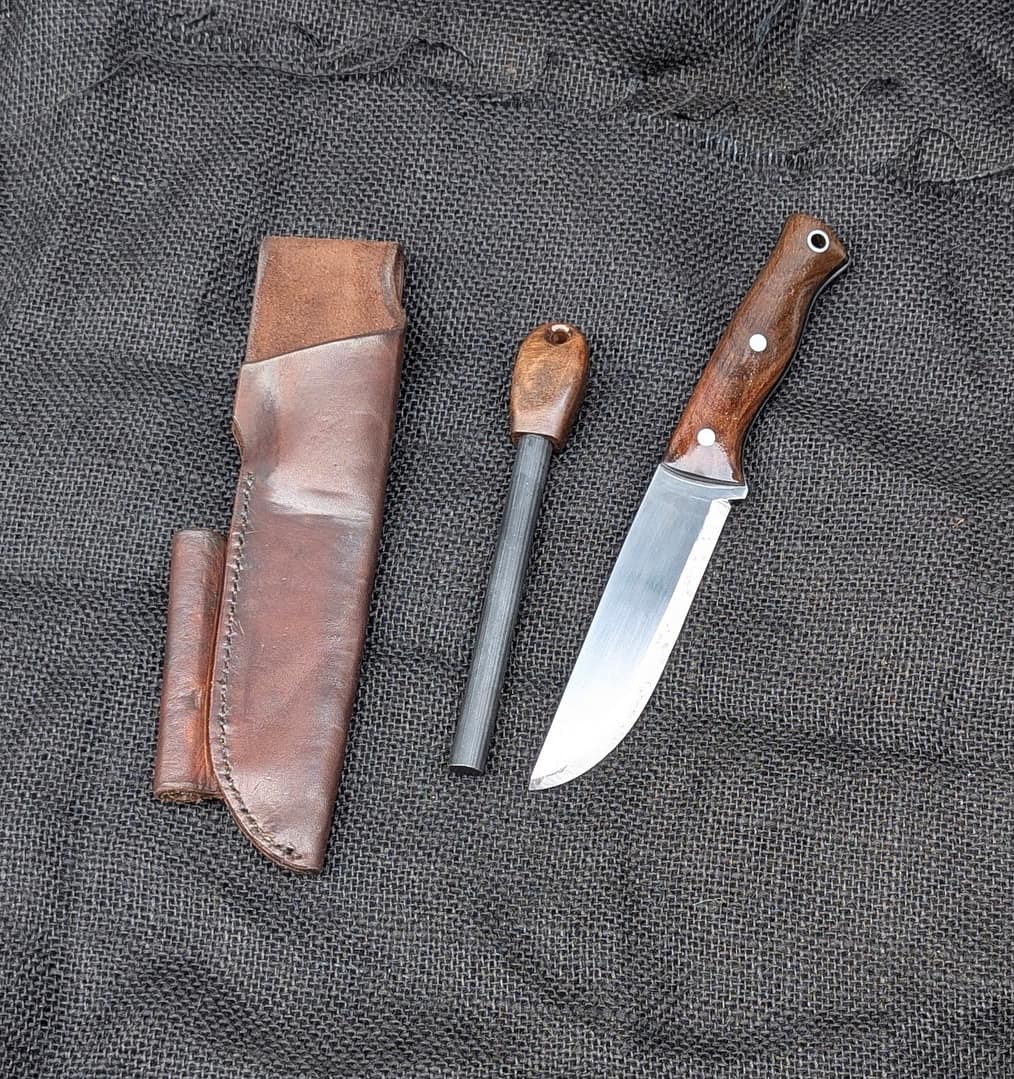 Handmade Bushcraft knife and firesteel by Nash wight knives