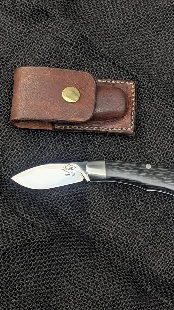 Handcrafted slipjoint pocket knife in Rwl-34, 316 stainless and crosscut carbon fibre