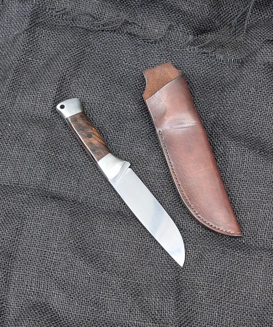 General purpose sheath knife in 80crv2 and stabilised walnut - Image 3